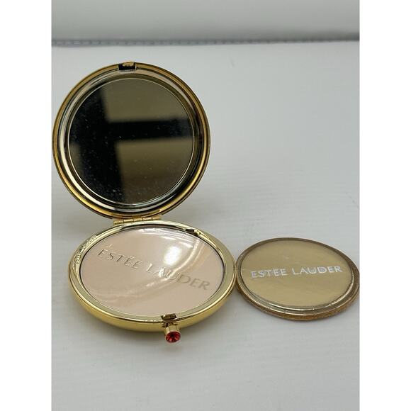 Estee Lauder January Angel Lucidity Pressed Powder Compact Red Crystal Knob - Picture 8 of 12